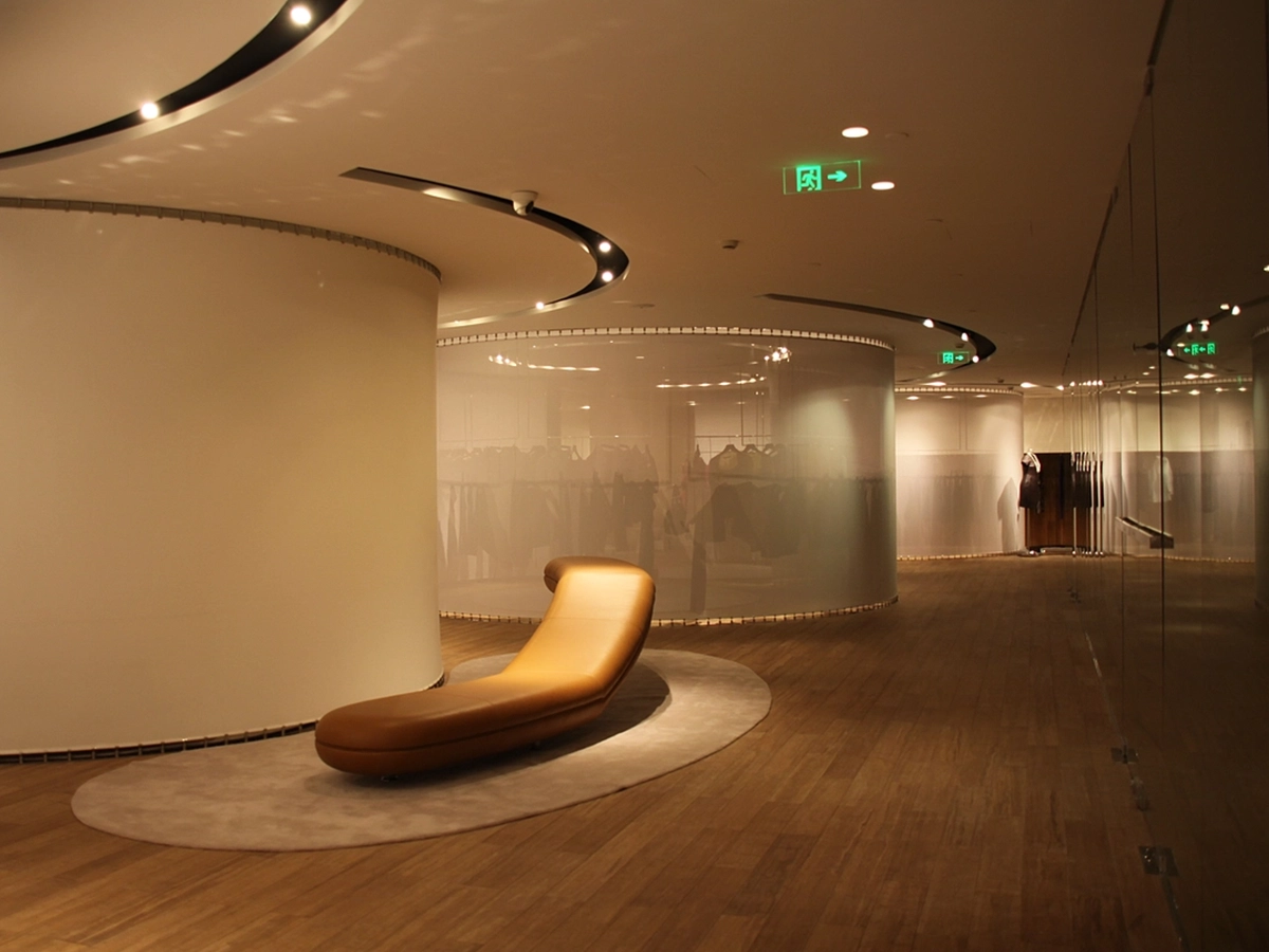 Marisfrolg Shenzhen Club Display Furniture